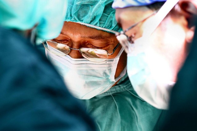 Medical surgeons