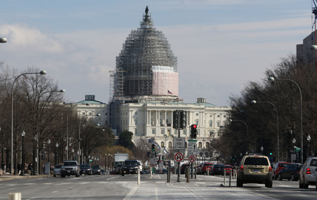 US Capitol via Pennsylvania Avenue. 27 feb 2015. photograph Cory Lum/Civil Beat