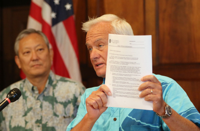 Mayor Kirk Caldwell during press conference. 21 may 2015. photograph Cory Lum/Civil Beat